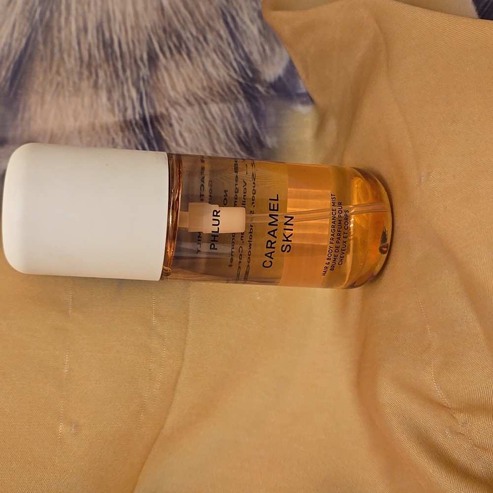 Phlur caramel skin hair and body fragrance mist